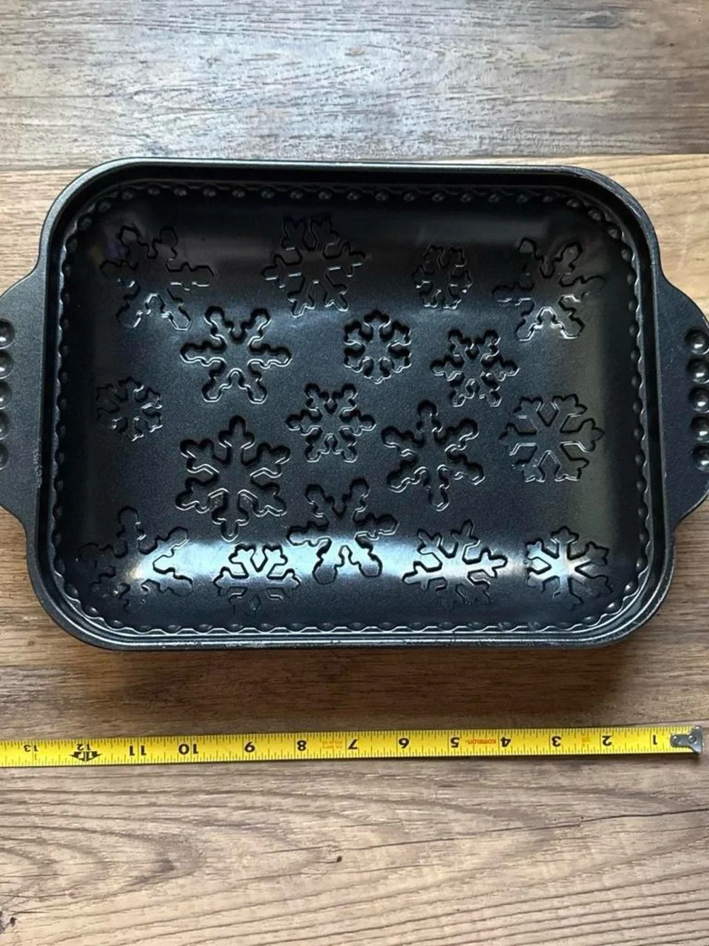 Williams Sonoma Nordic Ware Snowflake 10 cup Cake Pan Cast Aluminium Rectangle